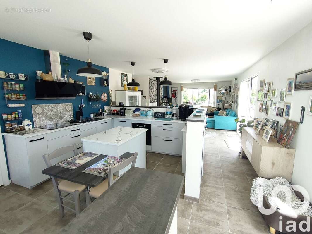 Photo 4 - Maison à MORTAGNE-SUR-GIRONDE