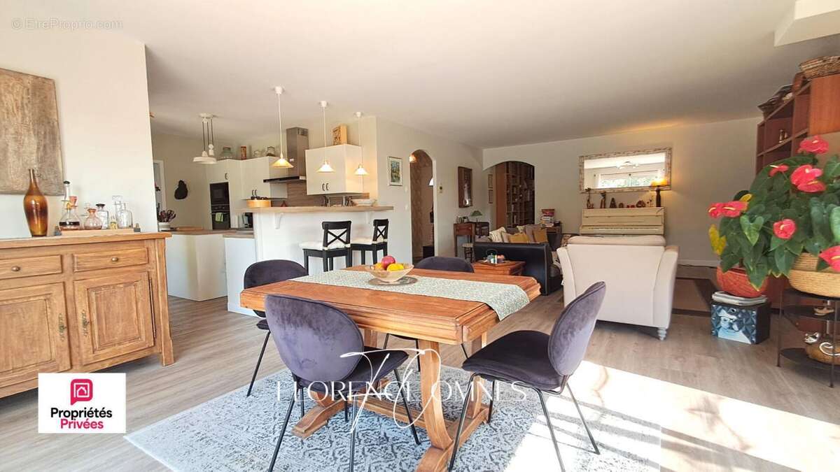 TREBES Villa d'exception avec appartement indépendant, piscine et parc arboré de 2 065 m² - photo 9