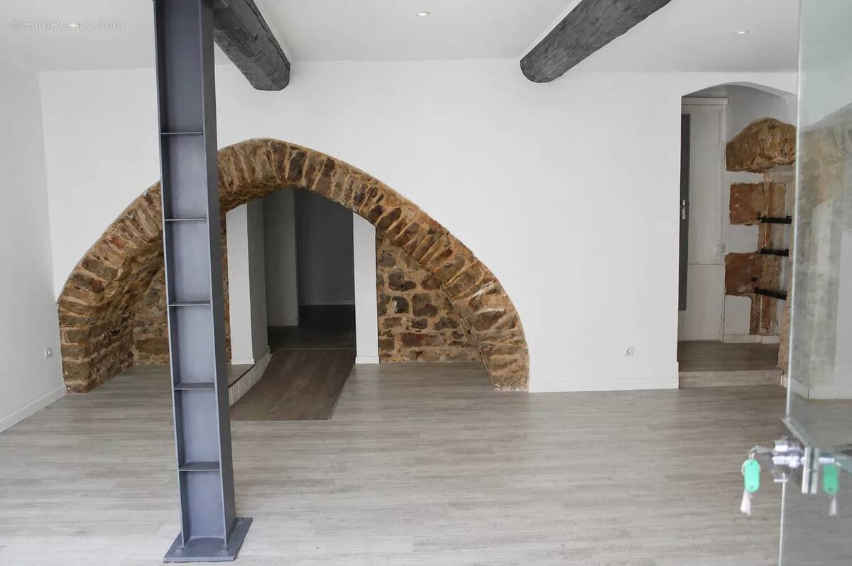 Appartement à MILHAUD