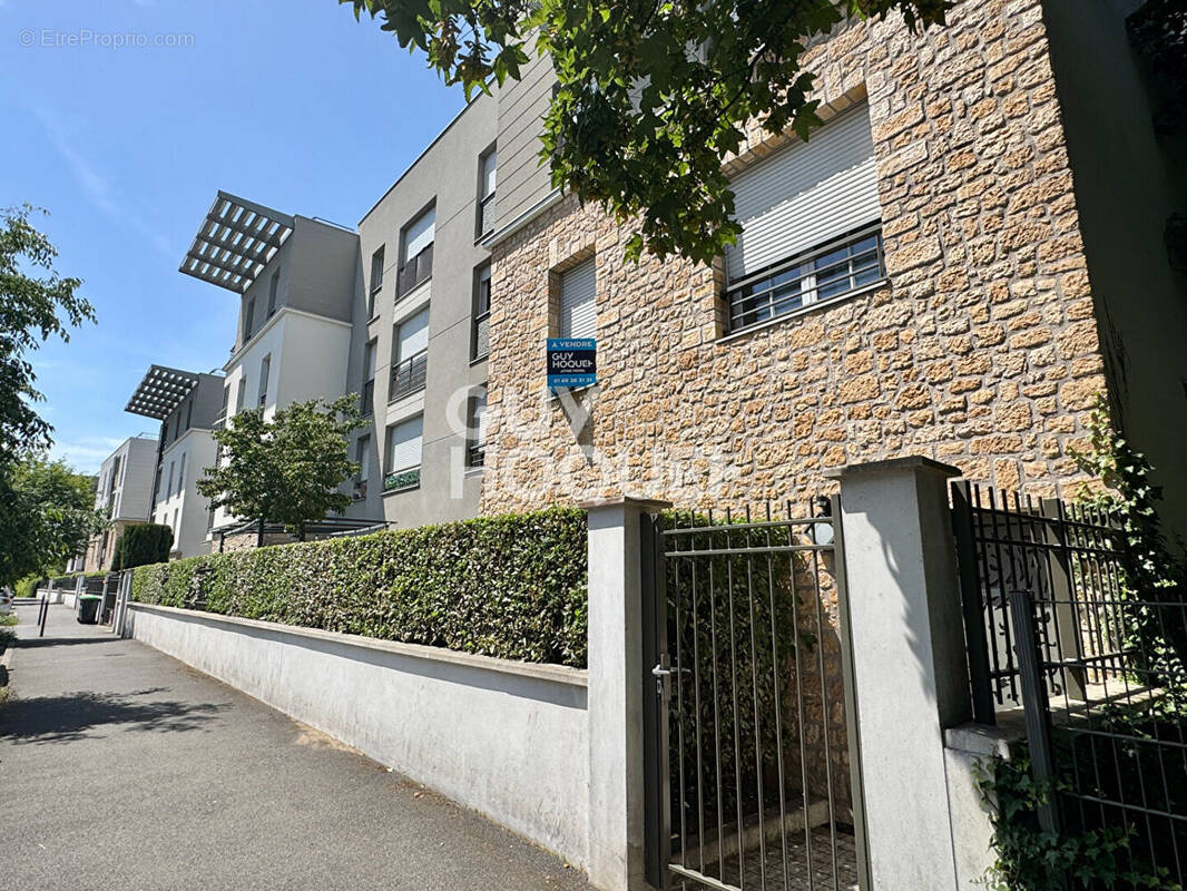 Appartement à ATHIS-MONS