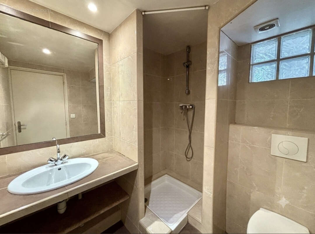 T1/2 de 33m2 - Secteur Saint Charles - photo 7