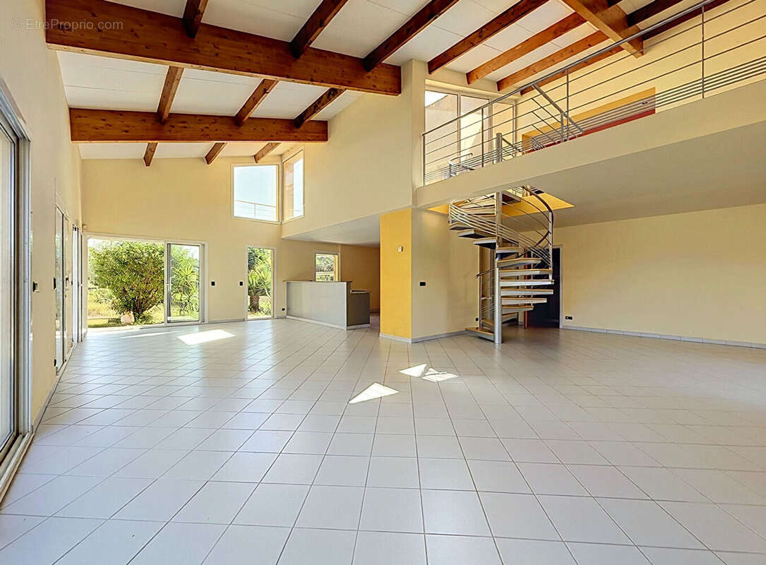 Maison 200m² à aubagne - photo 9