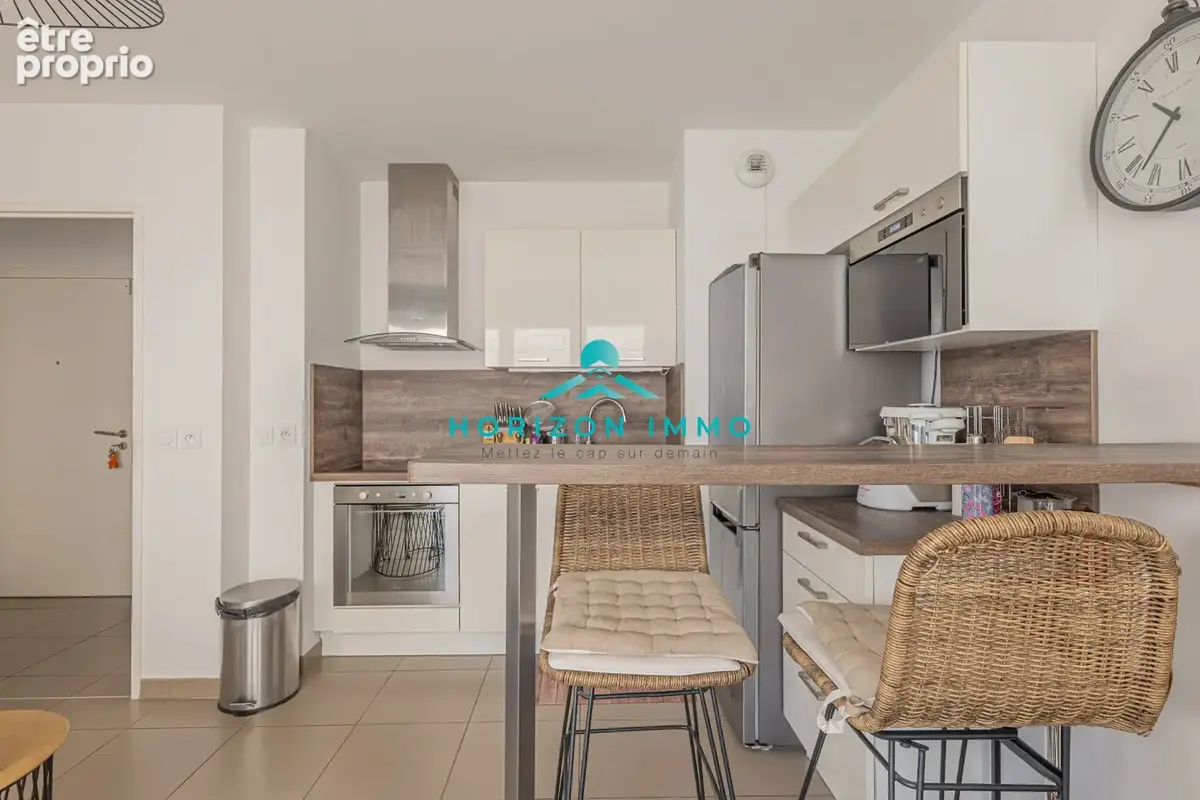 Appartement 2 pièces 35 m² à vendre à Saint-Laurent-Du-Var (06700) - photo 2