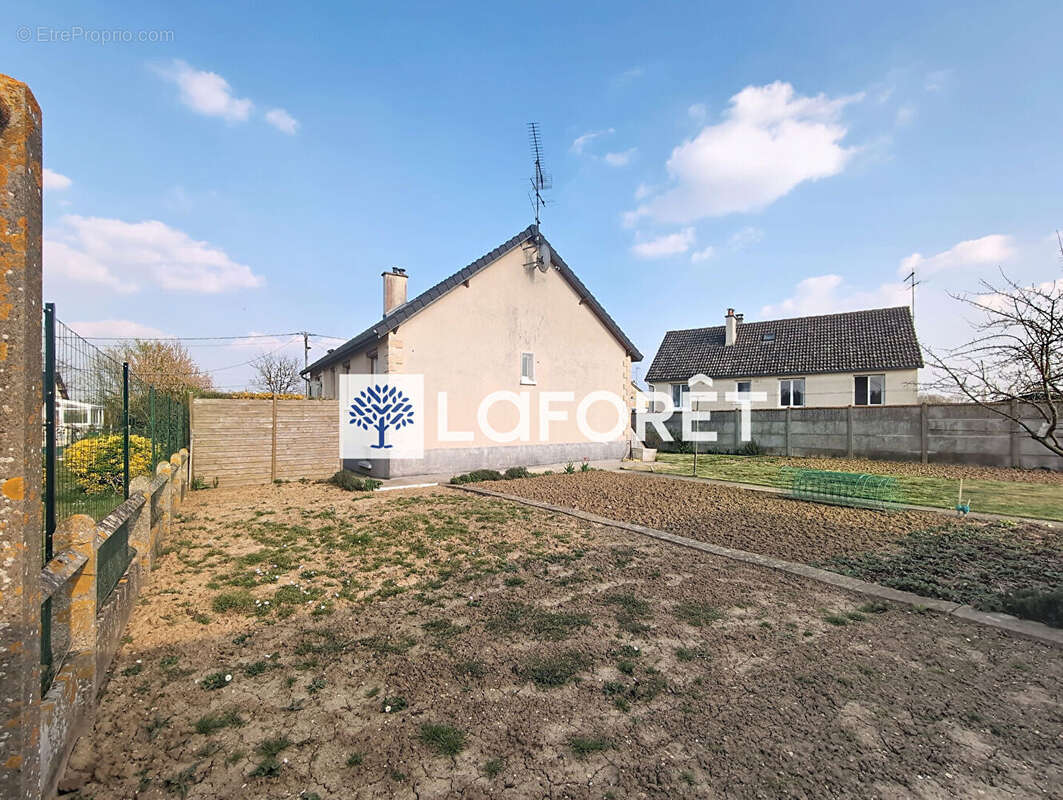 Maison à ROZAY-EN-BRIE