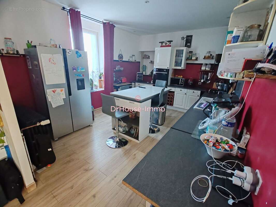 Maison 159 m² à Dange-Saint-Romain  - photo 21