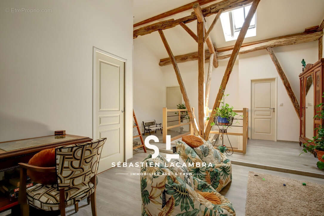 Maison à LISLE-SUR-TARN