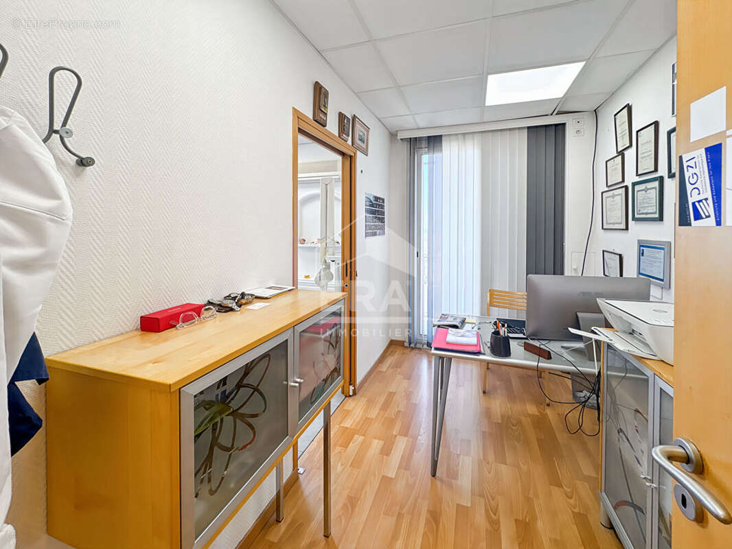 Appartement à MARSEILLE-4E