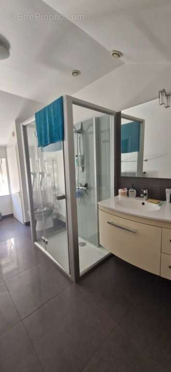 Appartement à COUCHEY