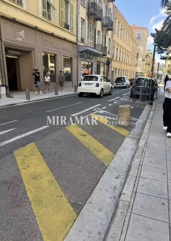 Parking à NICE