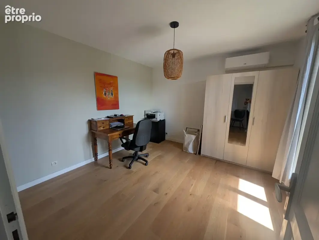 Rare sur le secteur du brusc   grande maison avec piscine et double garage - photo 11