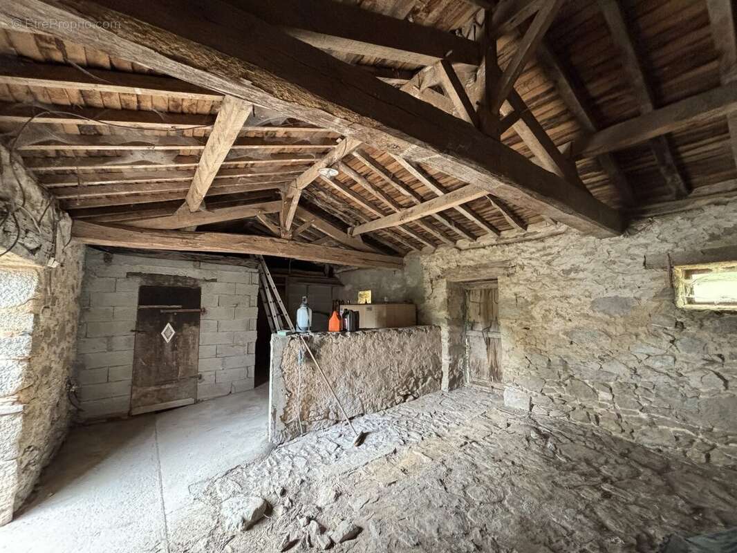 Maison à LA FORET-SUR-SEVRE