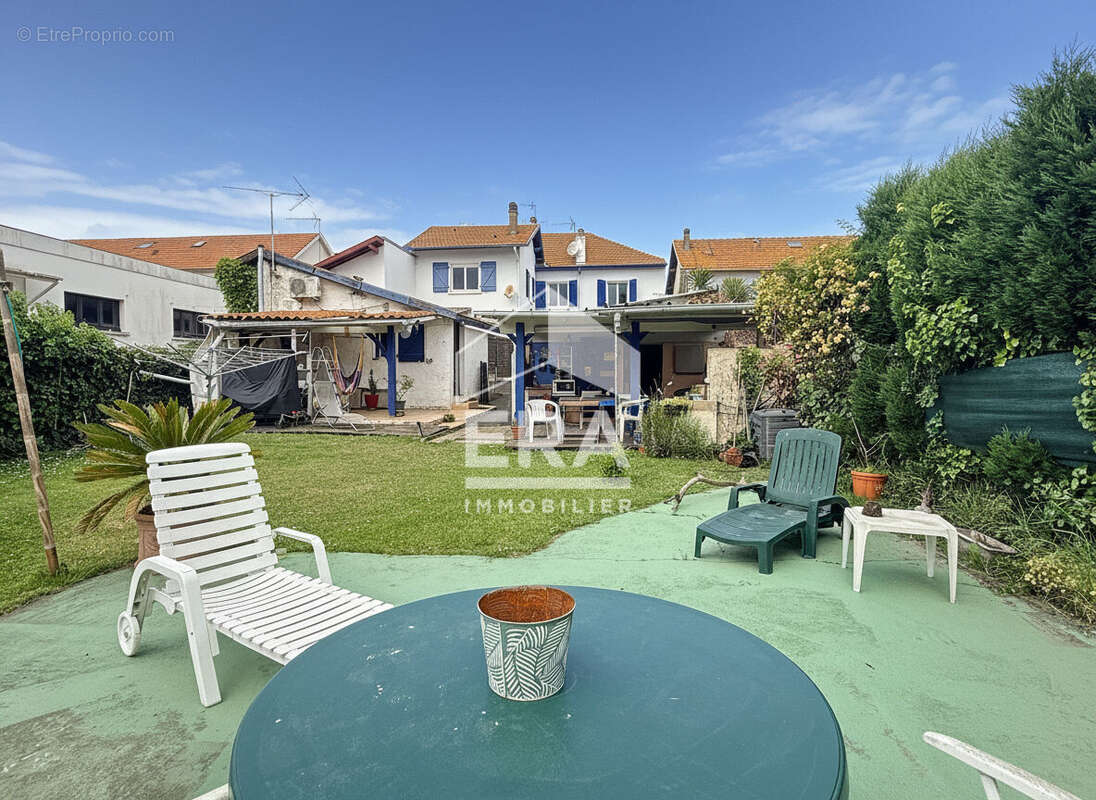 Maison à TARNOS