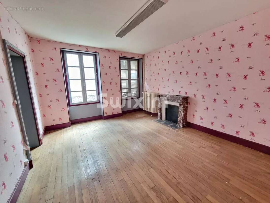 Immeuble de Rapport à Clamecy - Local commercial + 2 appartements - photo 12