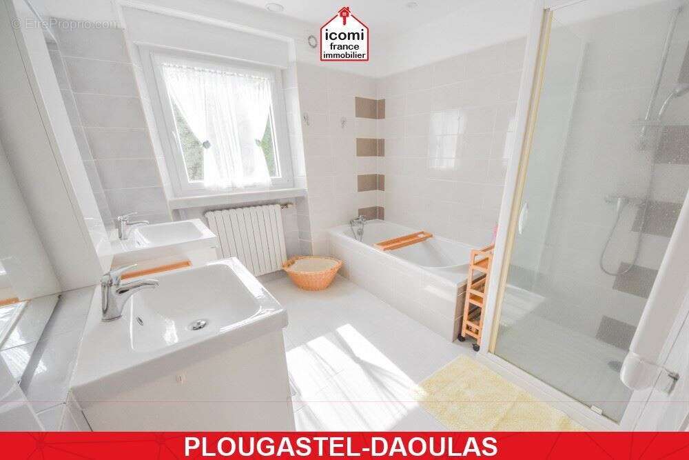 Finistere - plougastel-daoulas (29470) - a vendre - maison individuelle t7 229m² de 1971 - belles prestations - 5 chambres - sou - photo 8