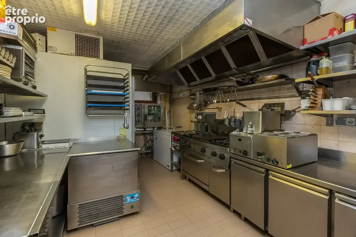 Vente Fonds de commerce Lagnieu(01150) 195 000ï¿œ - photo 2