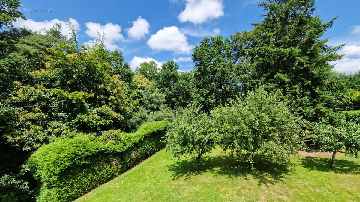 Maison à CORMEILLES