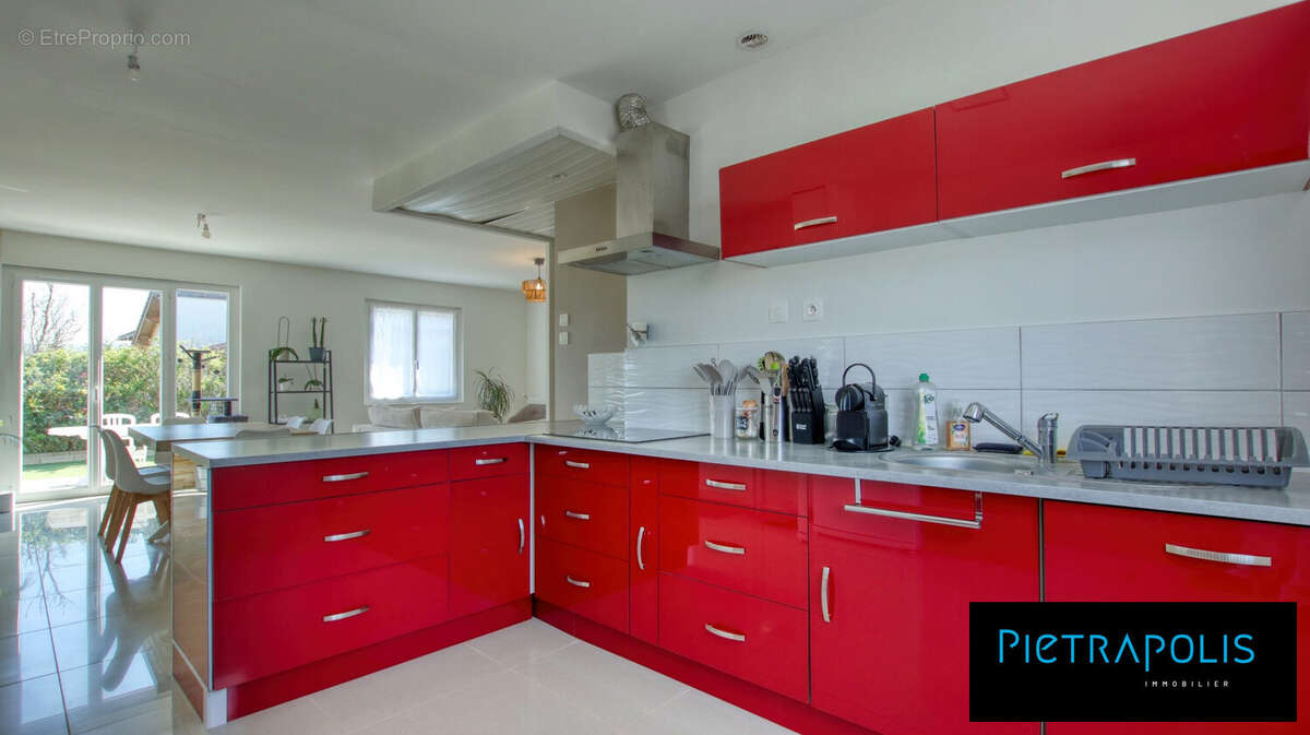 Maison 110 m² à Saint-Romain-De-Jalionas  - photo 5