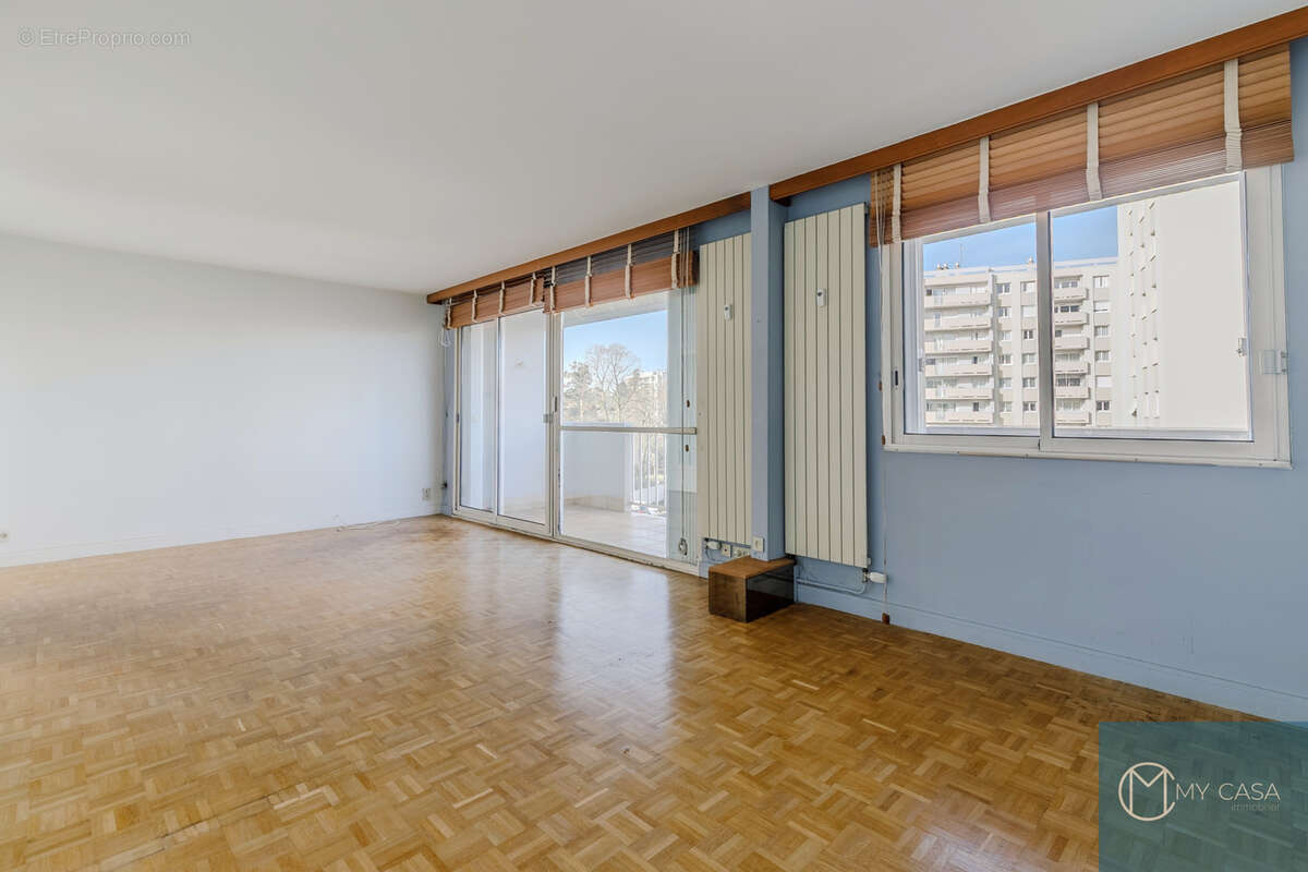 Appartement à OULLINS