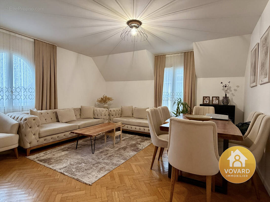 Appartement à GROSLAY