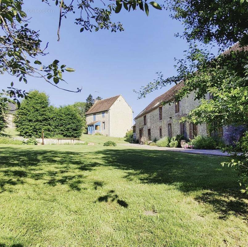 Maison à LE GUE-DE-LA-CHAINE