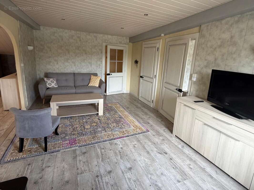 Photo 3 - Appartement à ROUGEMONT