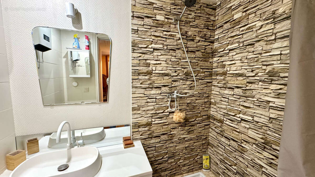 Maison à SAINT-CYPRIEN