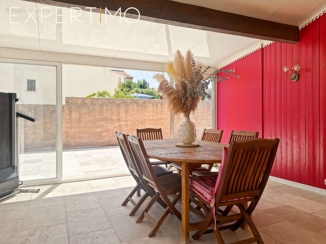 Maison de plain-pied de 114 m2 avec véranda, grand garage de 41 m2 - photo 8