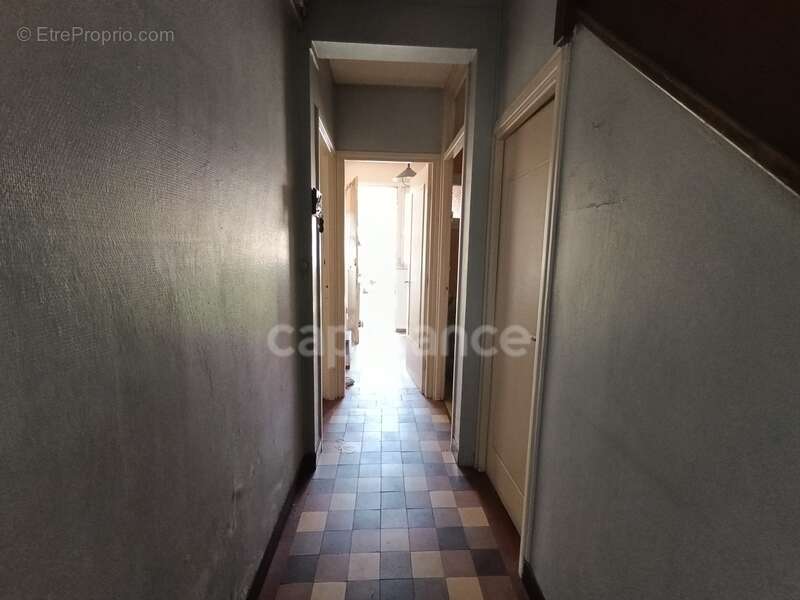 Maison à COURRIERES