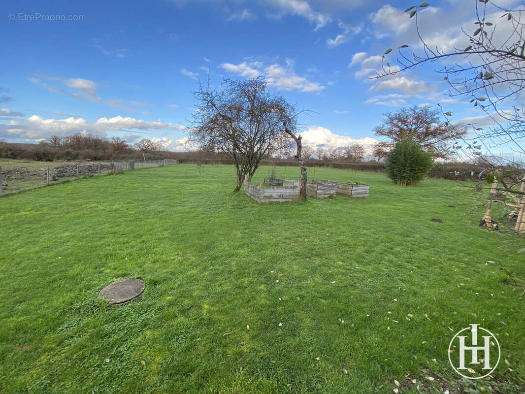 Maison à MAISONNAIS