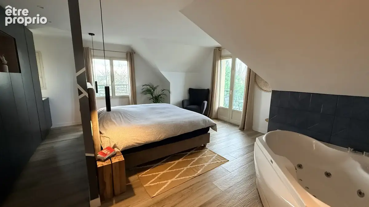 Propriété avec piscine, jardin arboré, garage et studio - photo 12