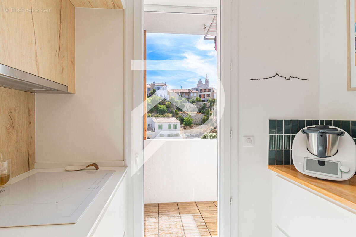 Appartement à MARSEILLE-6E