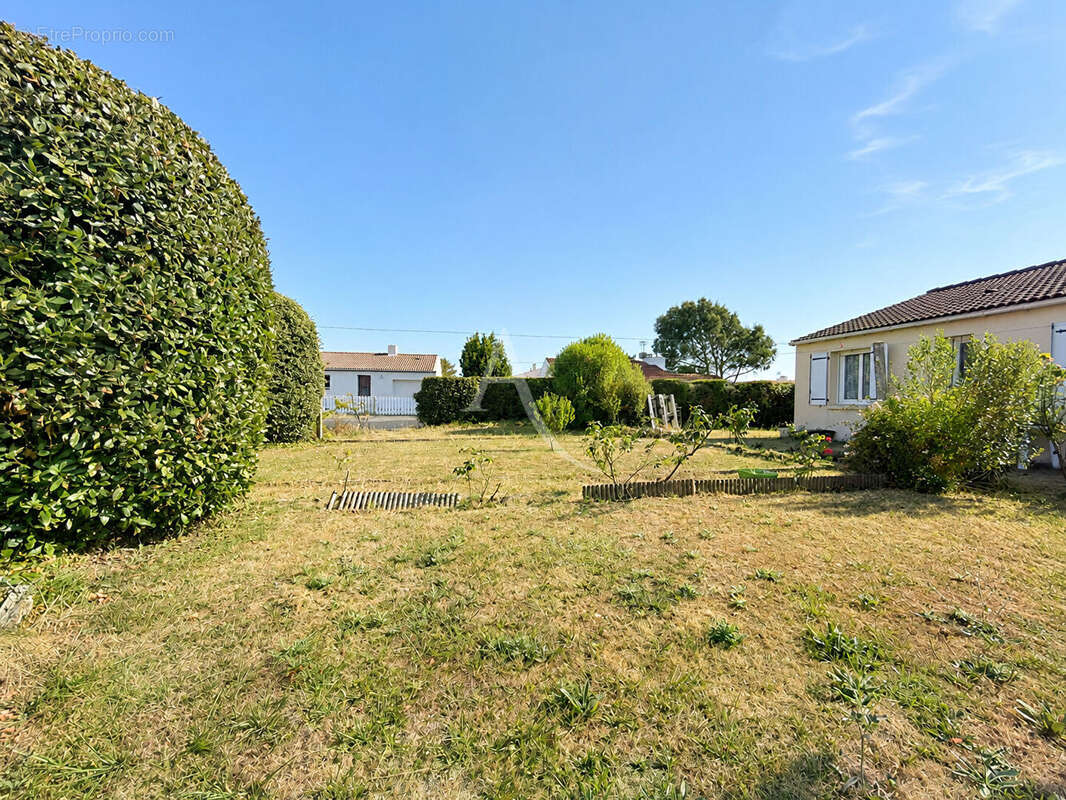 Maison à GIVRAND