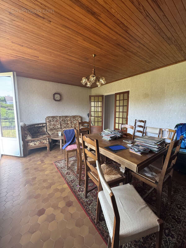 Maison à CHATENOY-LE-ROYAL