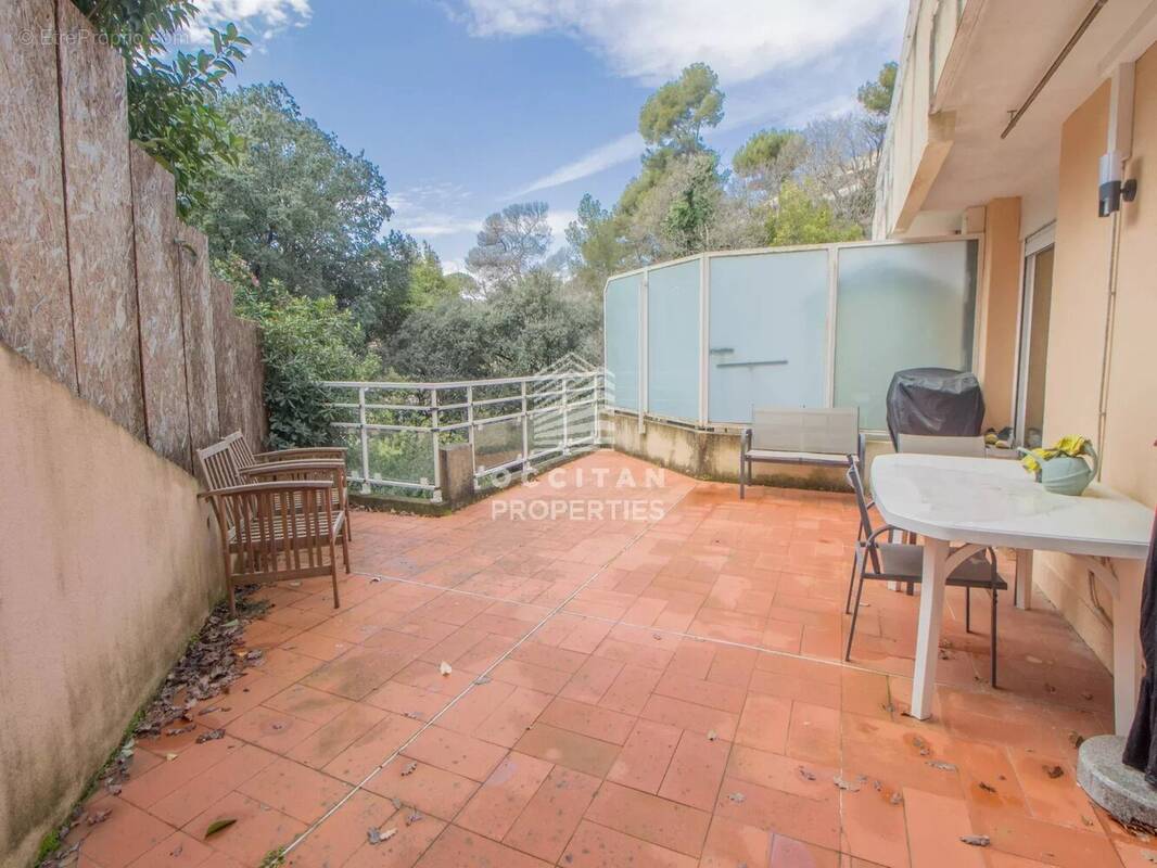 Appartement à LE CANNET