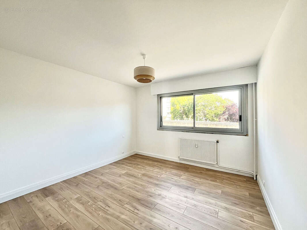 A VENDRE grand appartement Caen 4 pièce(s) 85 m2 - calme - sécurisé - proche centre ville - garage  fermé - cave - photo 14