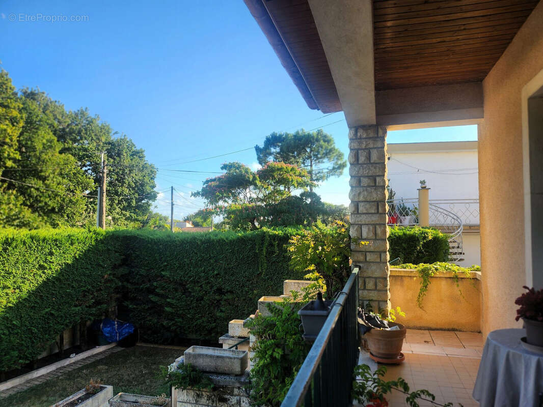 Maison à VAUX-SUR-MER