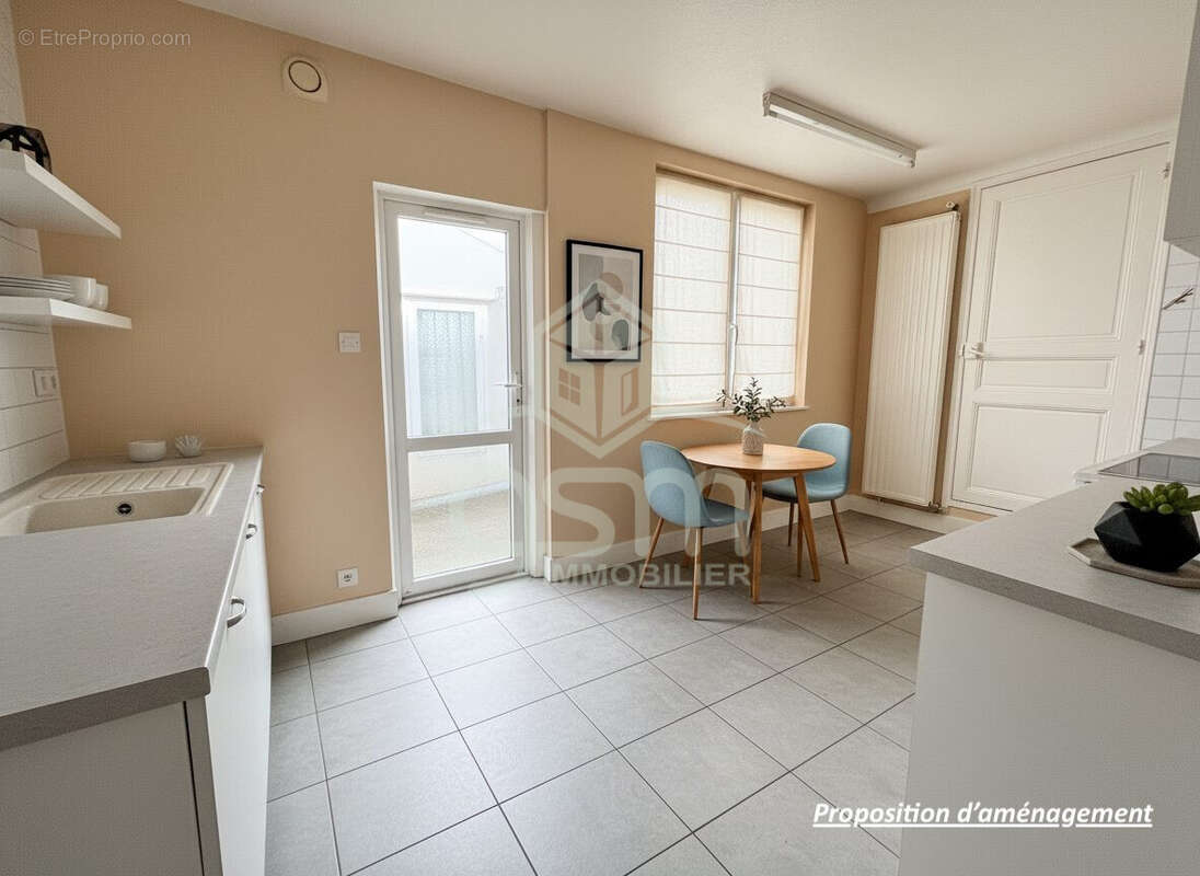 Maison à SAINTE-MAURE-DE-TOURAINE