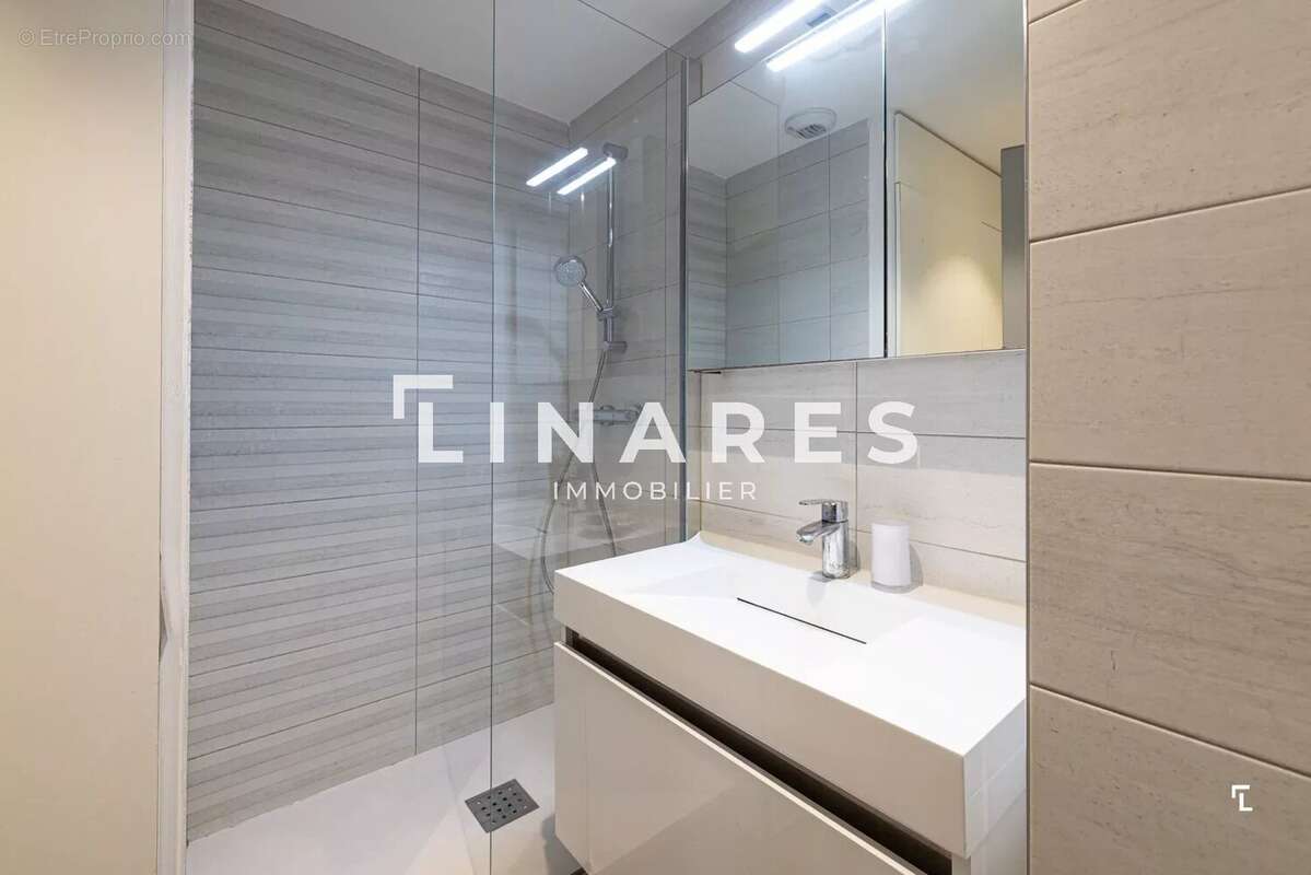 Appartement à MARSEILLE-7E