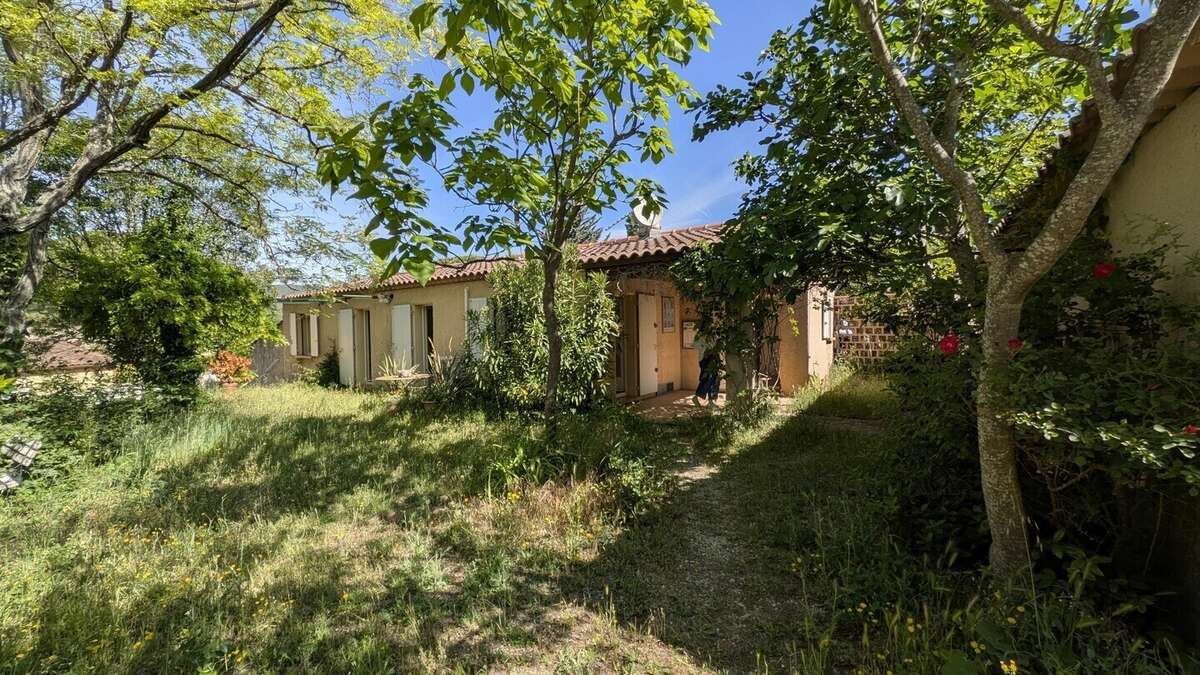 Maison à LAURIS