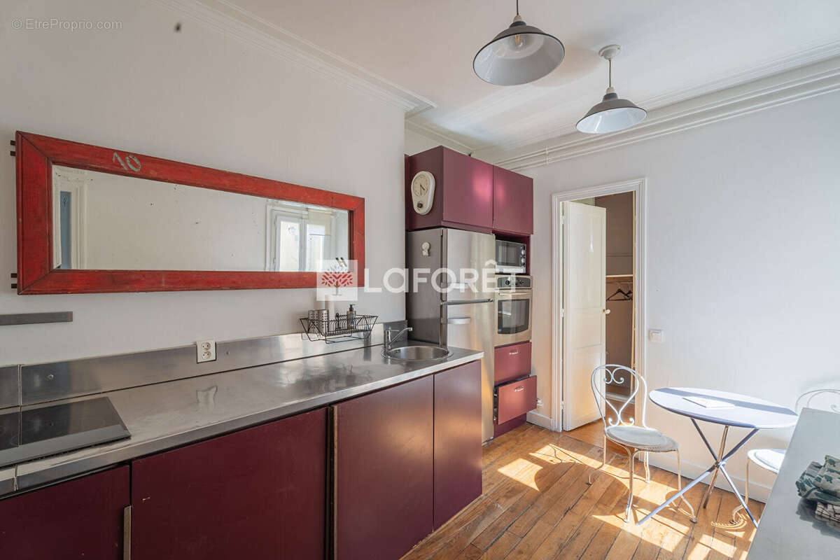 Appartement à PARIS-17E