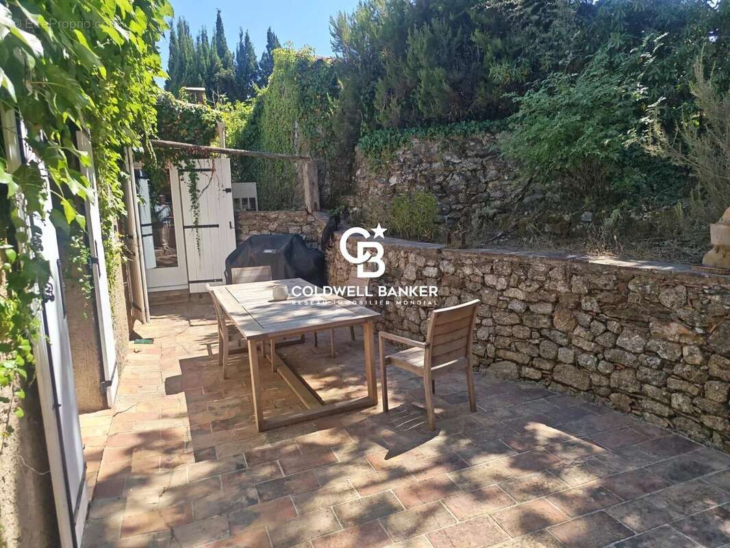Maison de charme au cœur d’un ancien hameau provençal - photo 7