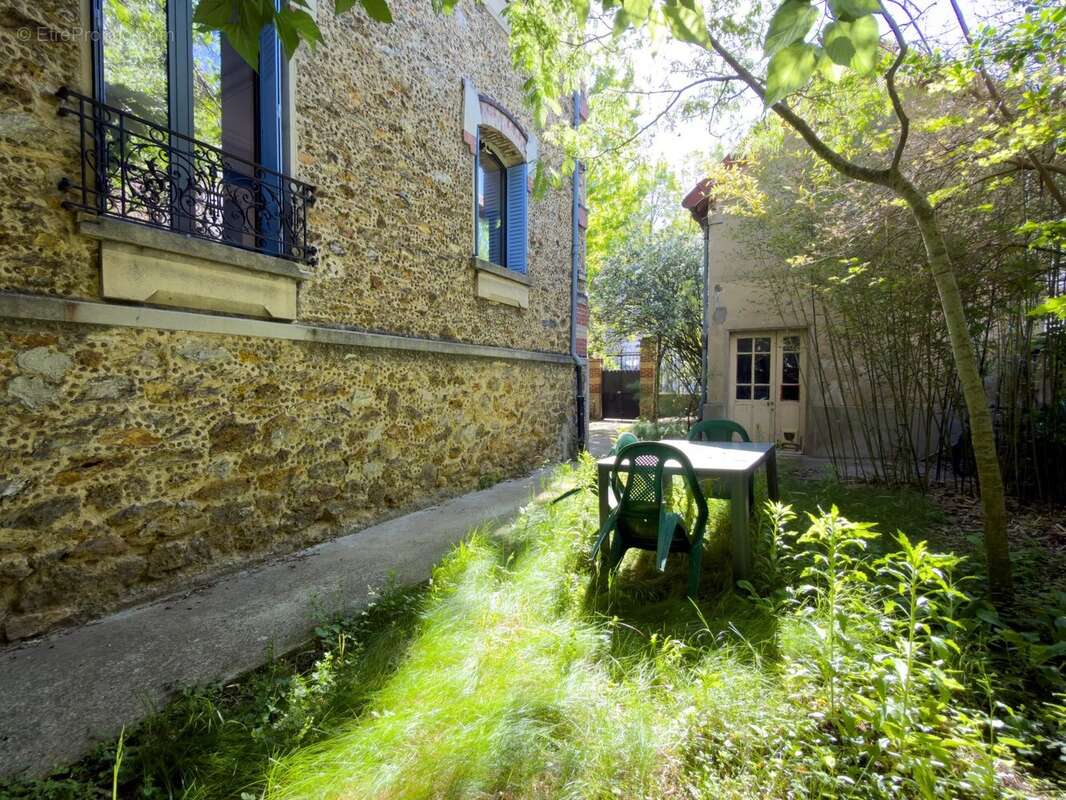 Maison à VILLEMOMBLE