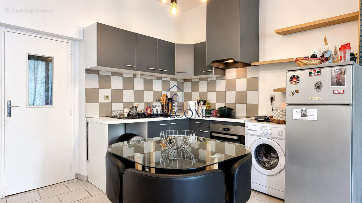 Appartement 154 m² à Bagnols-Sur-Ceze  - photo 9