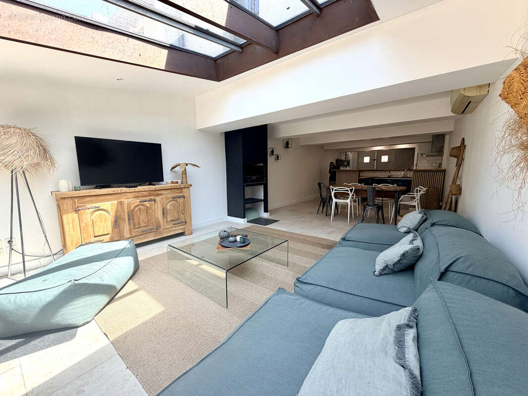 Maison avec vue exceptionnelle sur la Cité de Carcassonne - photo 3