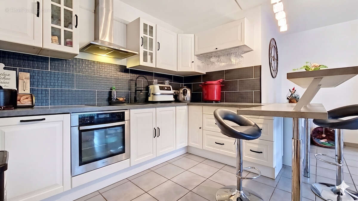 Appartement à RILLIEUX-LA-PAPE