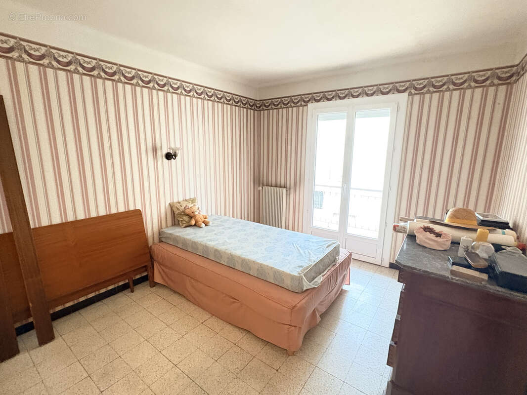 Maison à LA CALMETTE