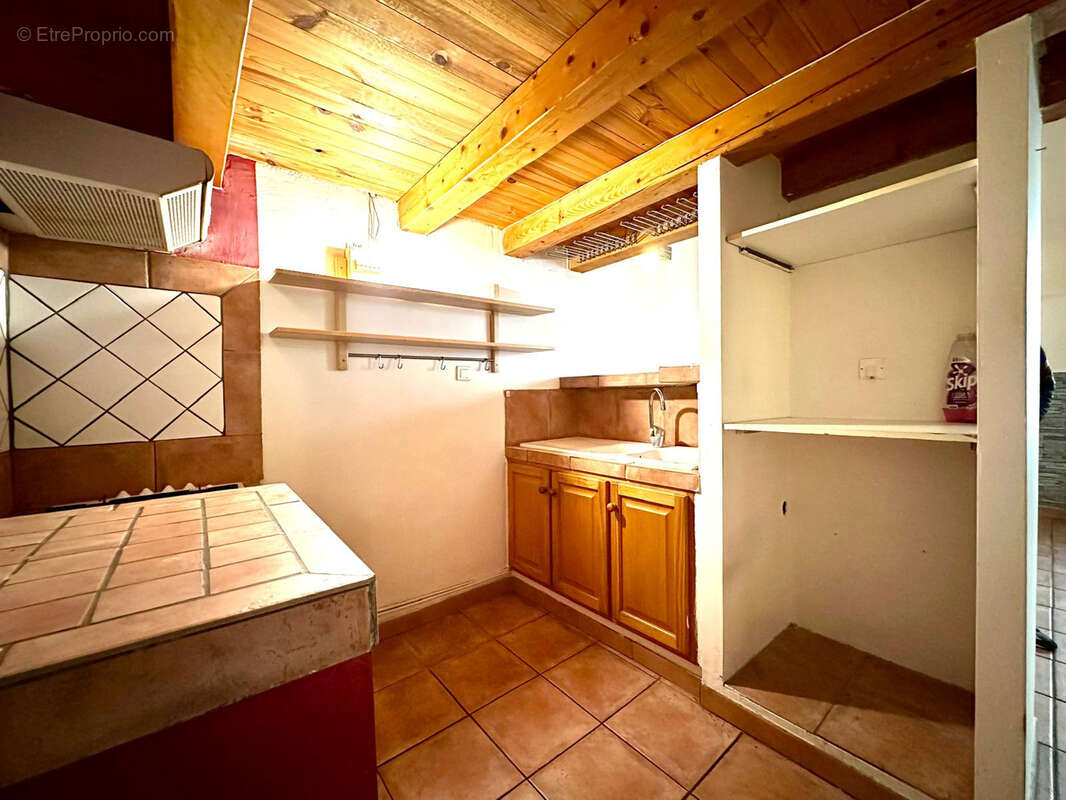 Appartement à MARSEILLE-7E