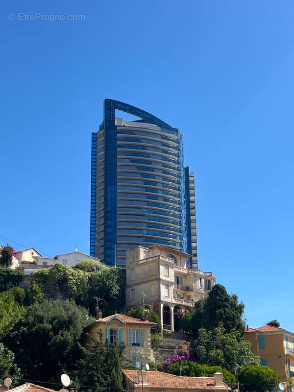 Appartement à BEAUSOLEIL