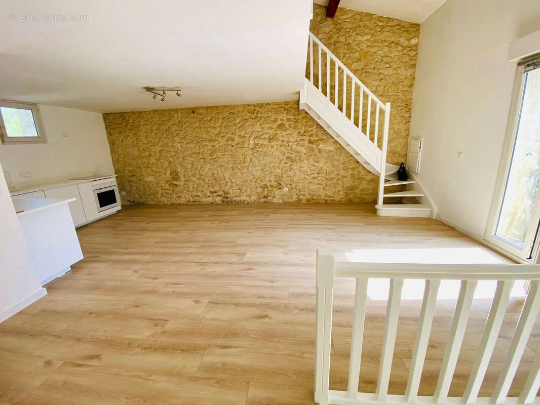 Appartement à SAINT-JEAN-DE-VEDAS