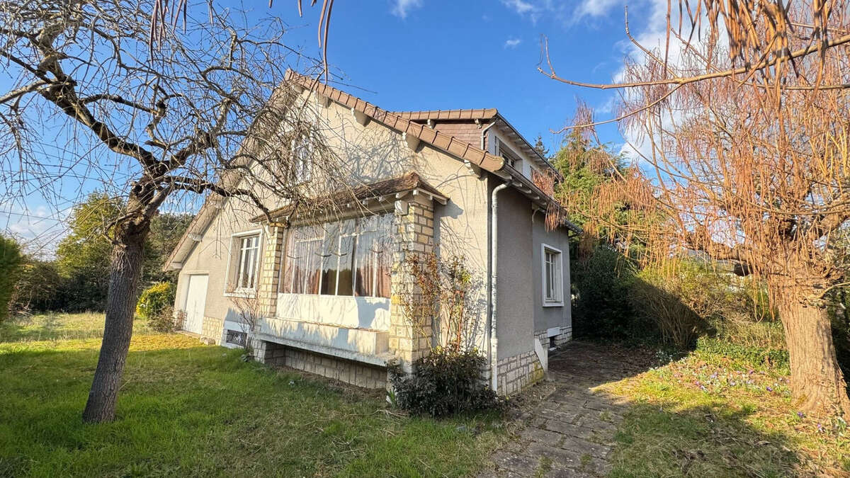 Maison à GIEVRES